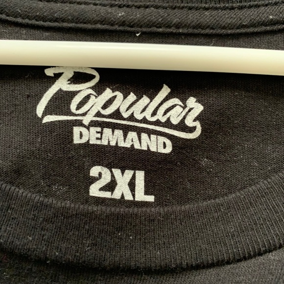 T shirt - Picture 2 of 2